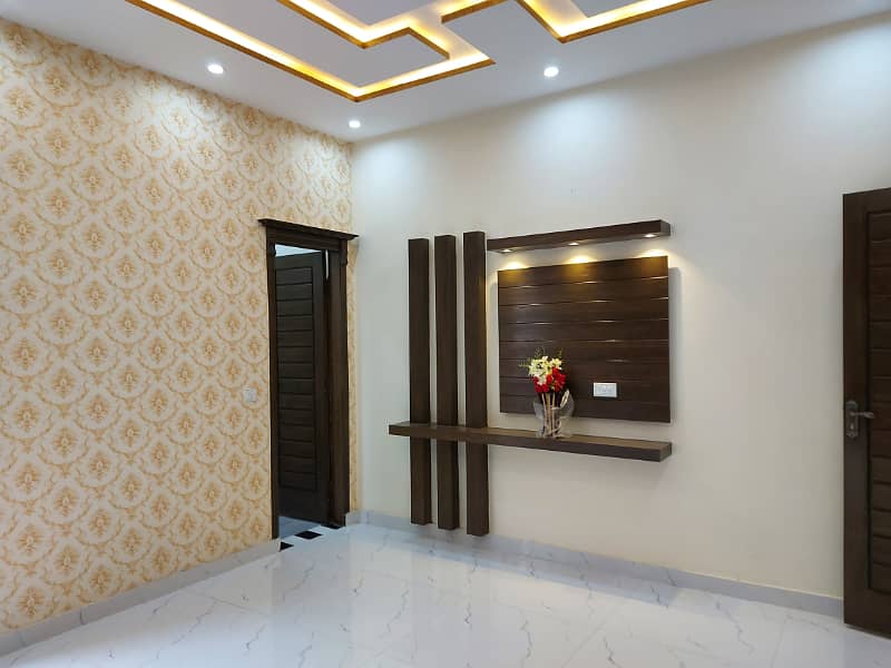 10 Marla Brand New House For Sale In Gulshan E Lahore On 50 Ft Road 20