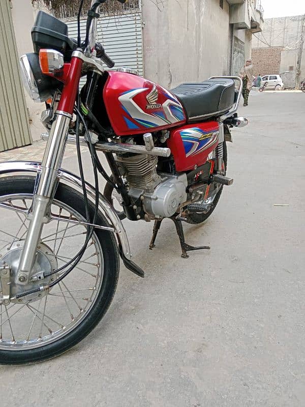 honda 125 2023 3