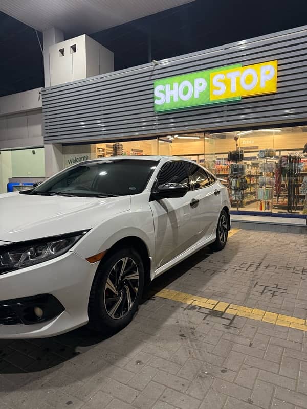 Honda Civic Turbo 1.5 2016 3