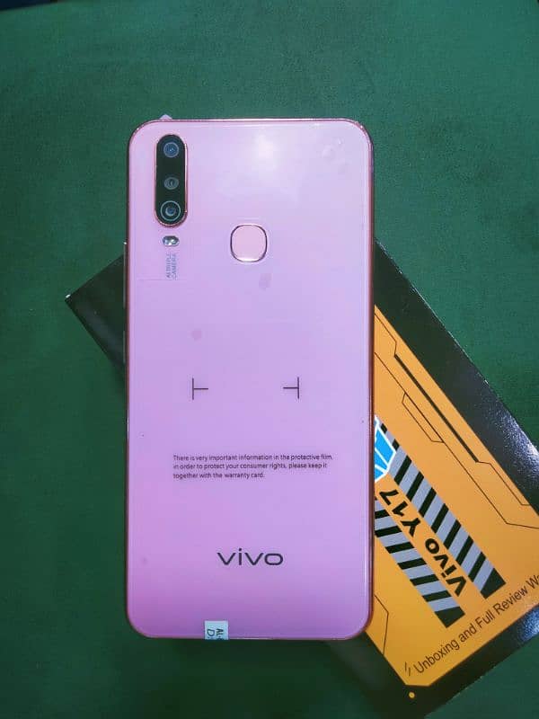 vivo y17 with box 0