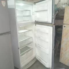 dawlance janboo size fridge good working