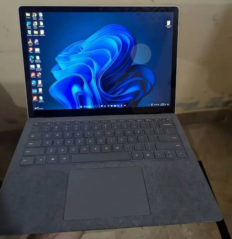 NEW | Surface Laptop 3 | 10th Gen (03354400115) 2