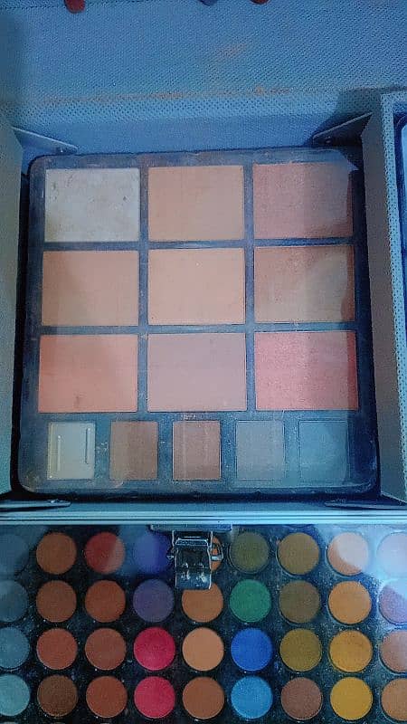 make up kit 1