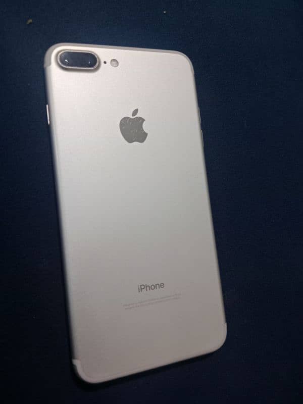 iphone 7 plus 128GB (100% ok set hai everything is perfectly working 1