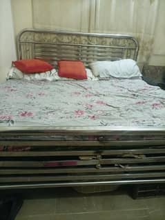 Bed with mattress 6/6