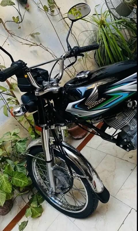 Honda cg 125 2022/23 All punjab number 10/10 bike 2