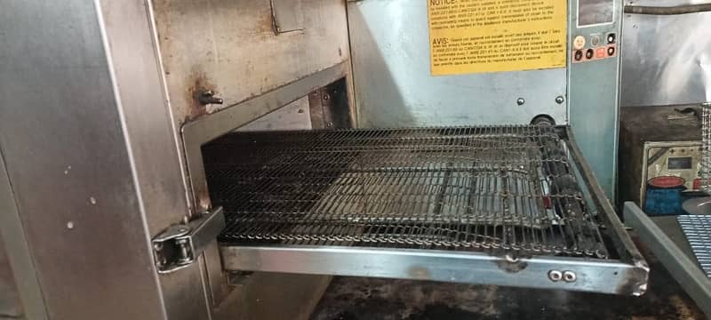 pizza conveyer like new condition 2