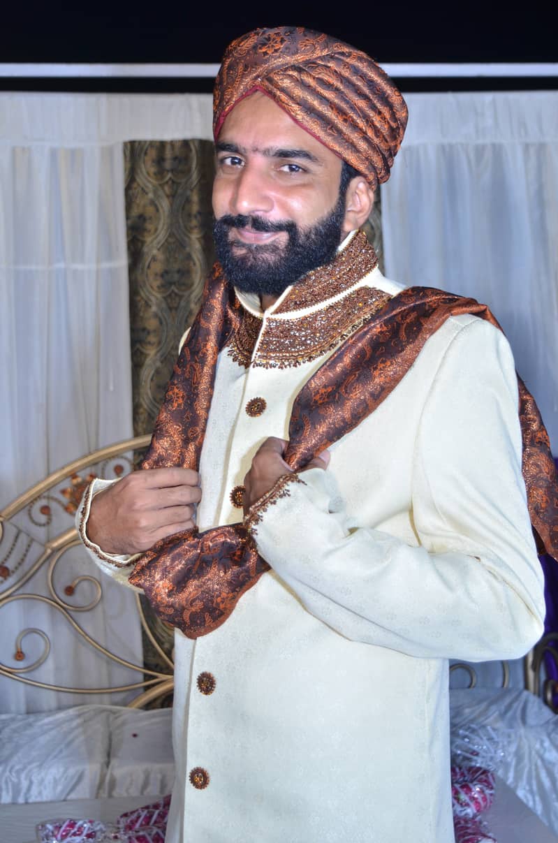 Sherwani Pagree and khusa 2