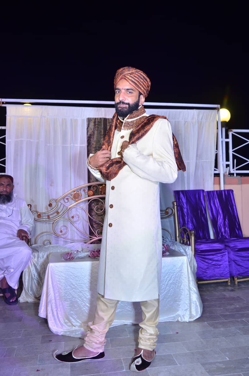 Sherwani Pagree and khusa 3