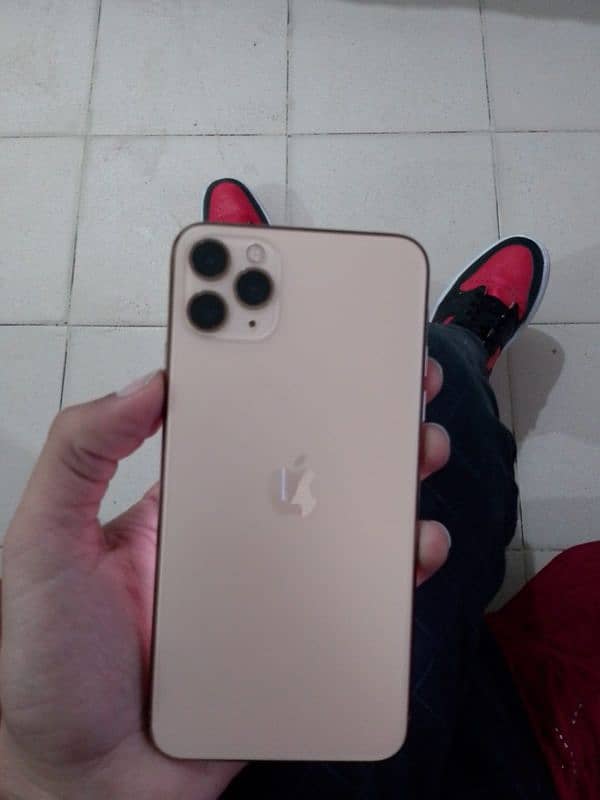 I phone 11 pro max Jv 1