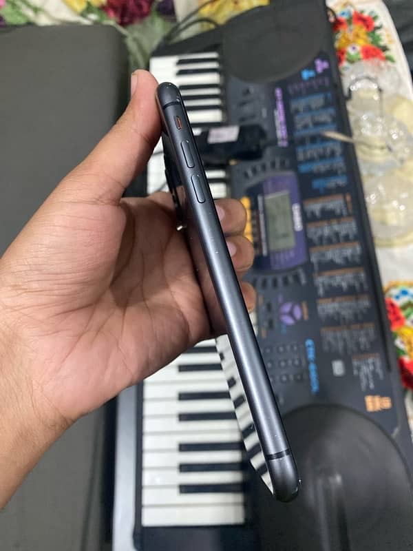 Iphone 11 64Gb Non Pta 3