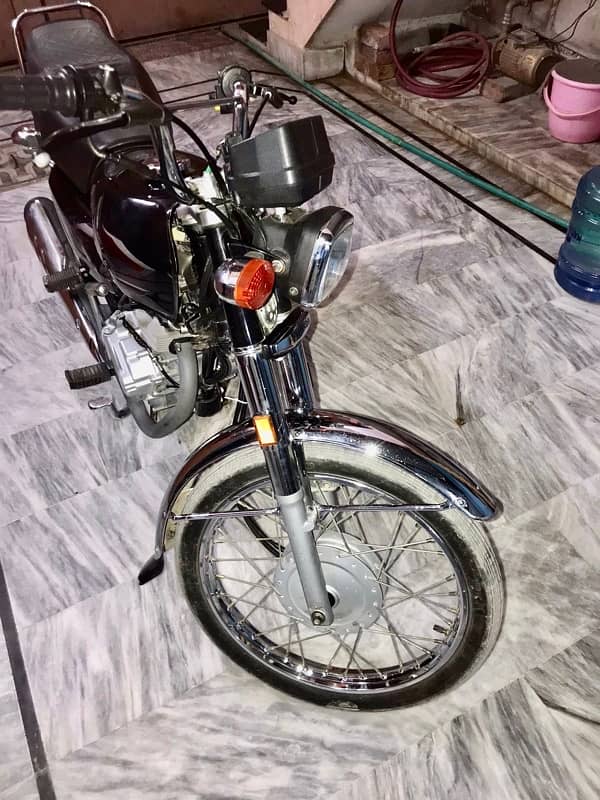 Honda 125 2024 unregistered urgent selll 1