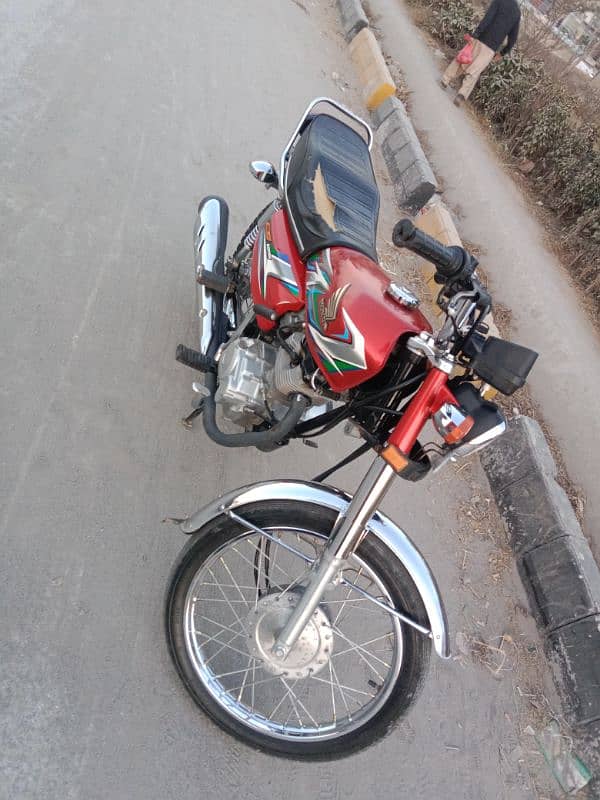 Honda 125 2023 model 15000 km used 3