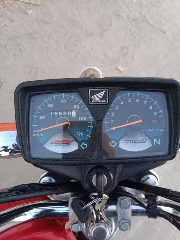 Honda 125 2023 model 15000 km used 4