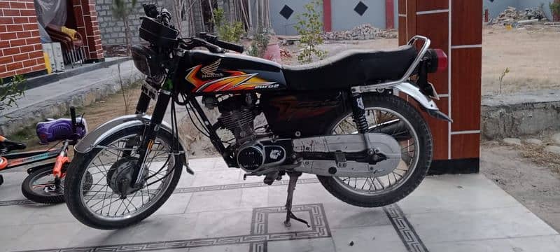 Honda 125 for sale black 1