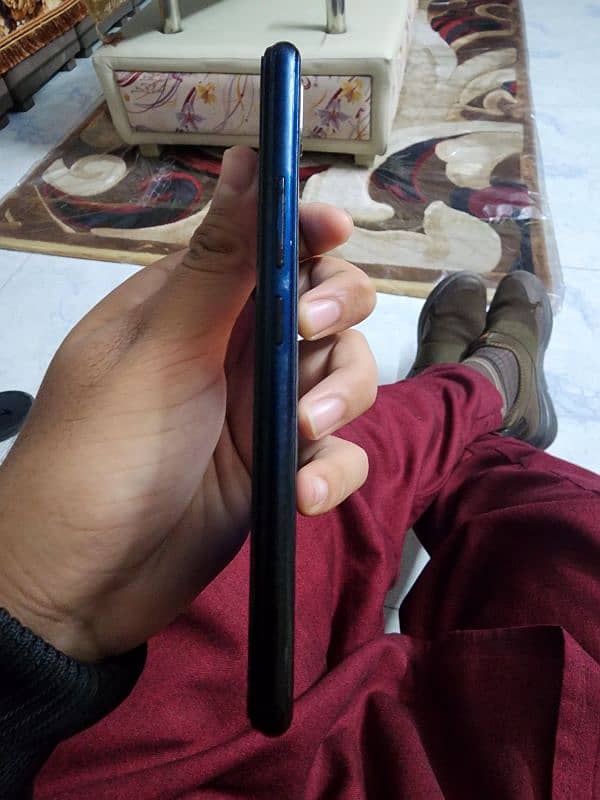 vivo y11s 3/32 condition 7/10 3