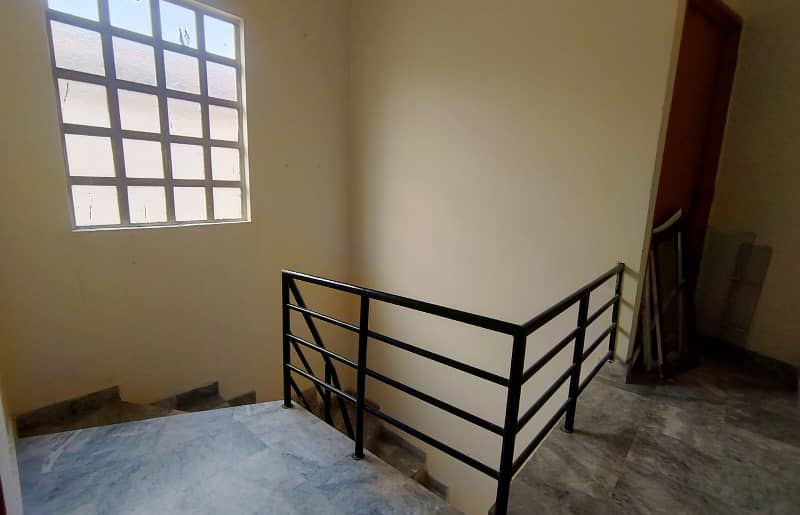 1 KANAL upper portion FOR RENT IN DHA PHASE 2 Lahore 4