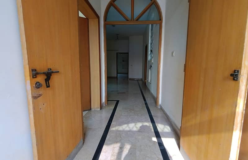 1 KANAL upper portion FOR RENT IN DHA PHASE 2 Lahore 11