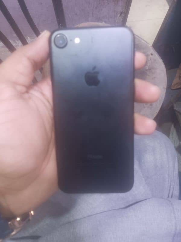 I phone7 128gb non pta fingerprint ok bettry Chang ha 1