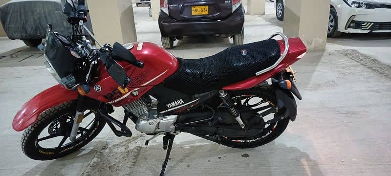 Yamaha YBR 125 G | Model 2021 1