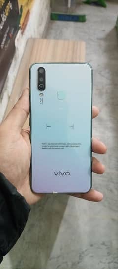 vivo  v1901  8/256