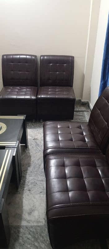 4 Single Seat Sofa set for Office 4500 Each Seat Rate 2