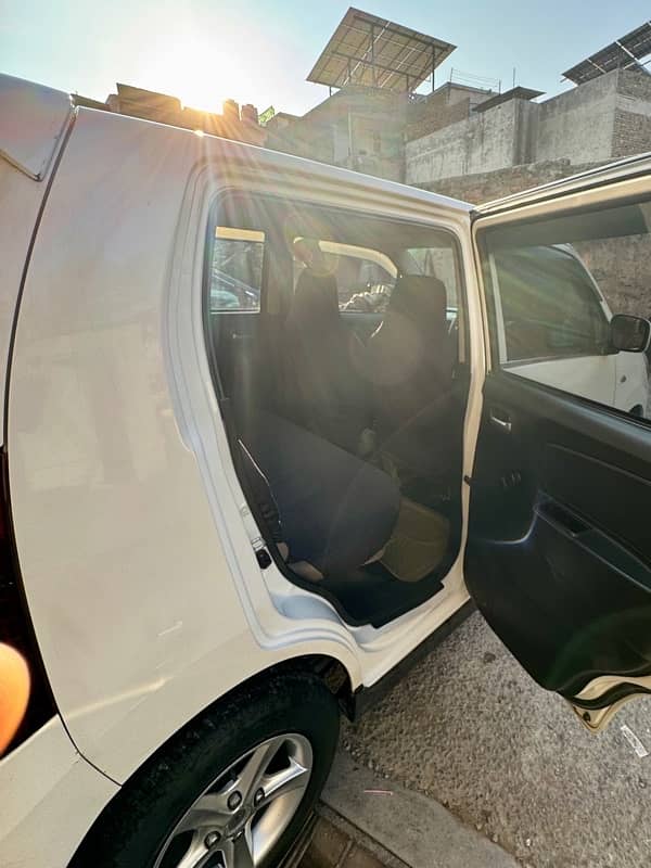 Suzuki Wagon R 2018 7