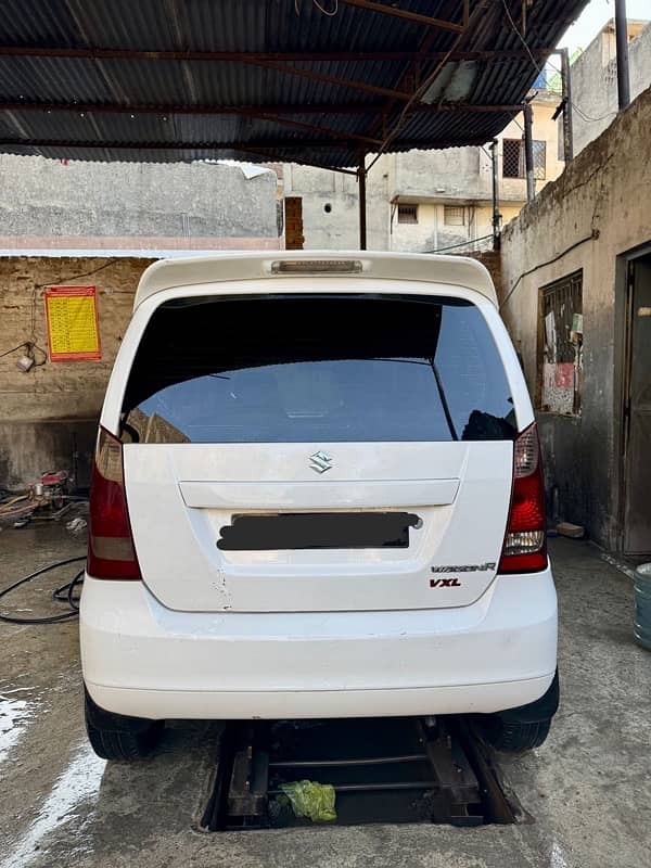 Suzuki Wagon R 2018 10