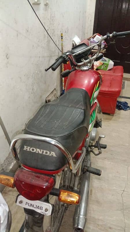 honda 70 22 mofel urgent sale 1