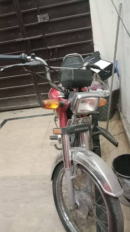 honda 70 22 mofel urgent sale 2