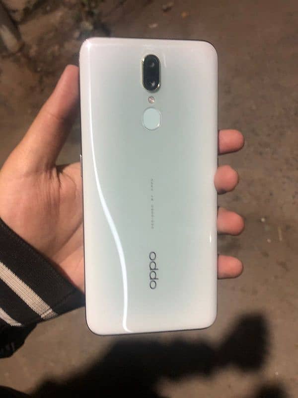 oppo f11 0