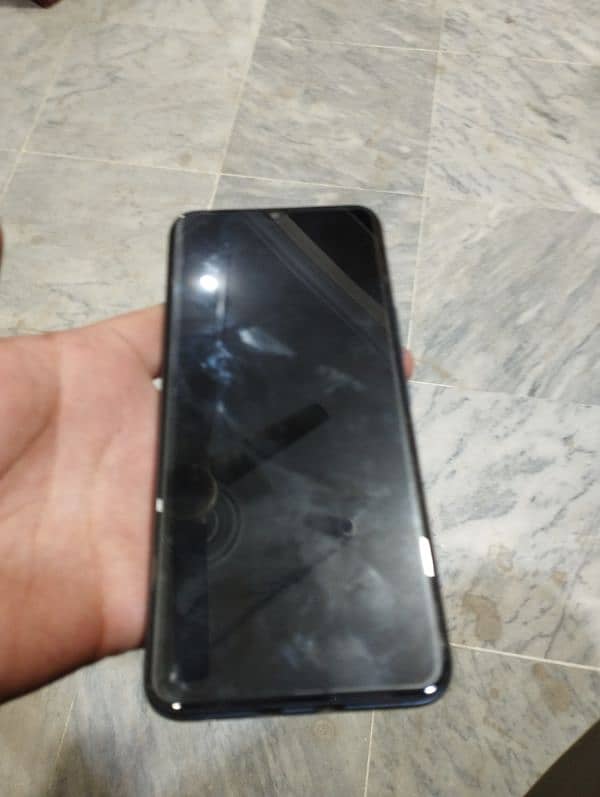 Tecno spark 8c 6/128 1