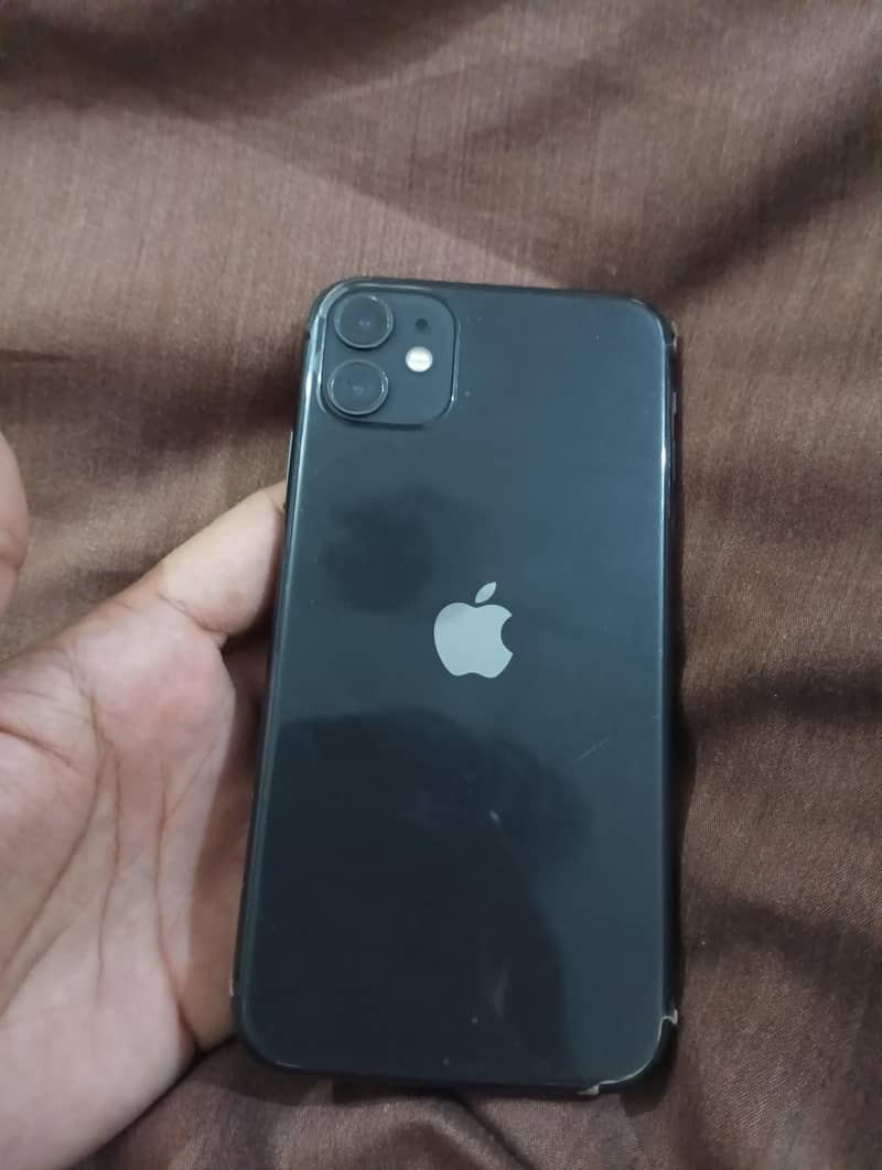 iPhone 11 (128 GB) 4