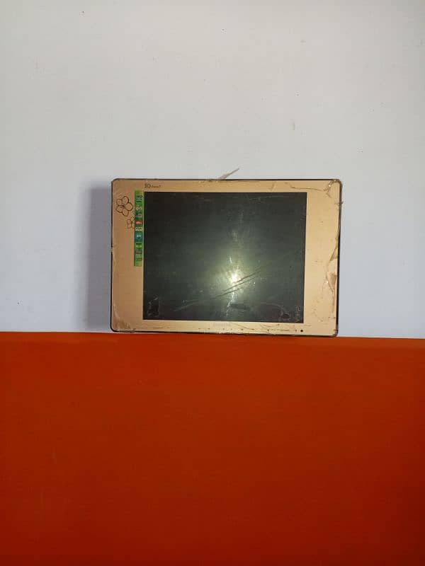 14 inch LCD 1