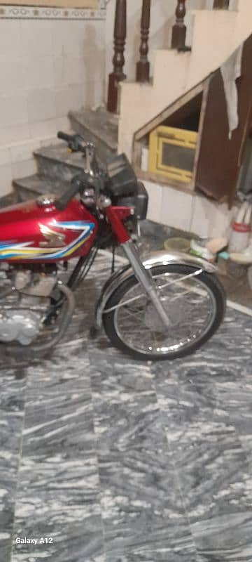 Honda 125 2018  For Sale Demand 125k All ok granted full janion 1