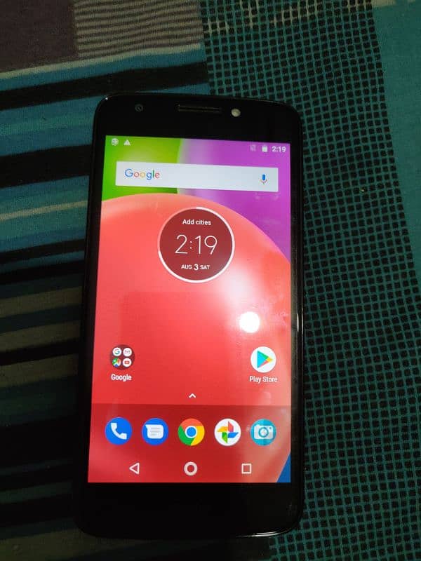 Moto E4 0