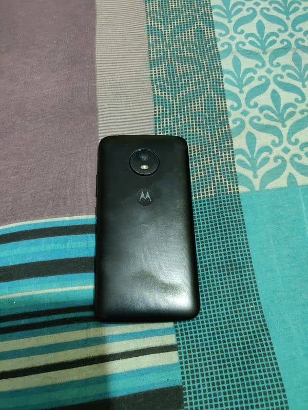 Moto E4 2