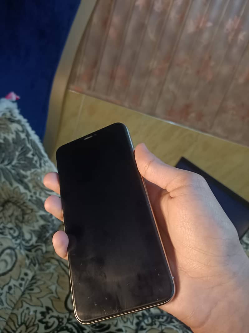 Apple iPhone XS Max face id not working exchange possible 4