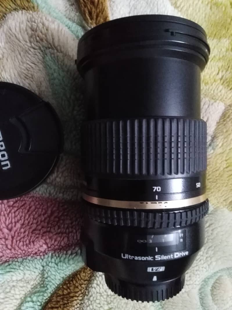 Tamron 24-70 f2.8 lens for nikon Full Frame DSLR 4