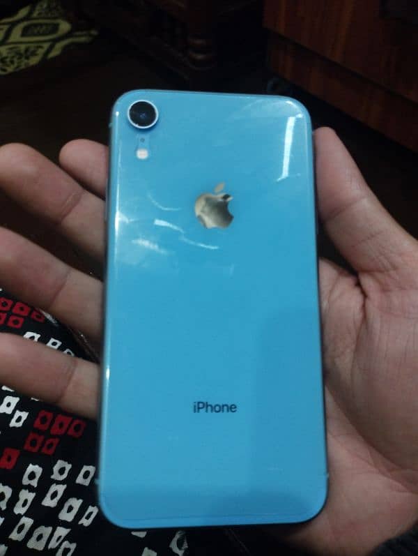 iPhone XR 64gb non pta 83 health 1