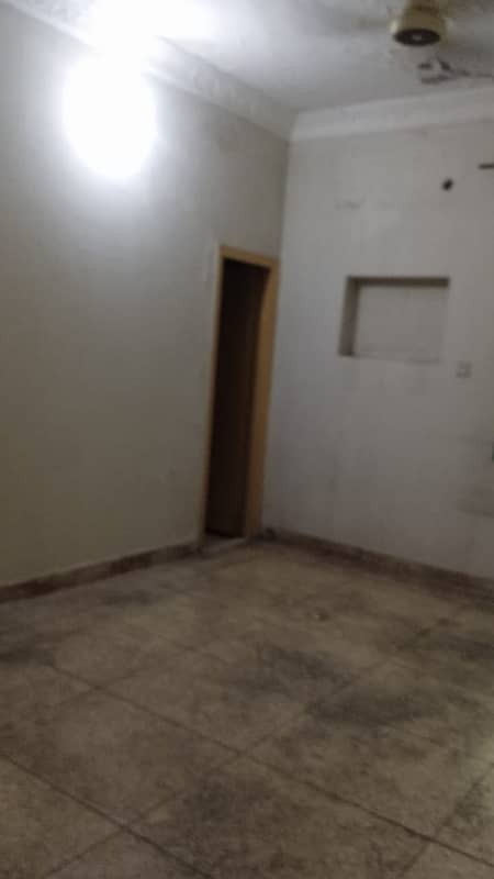 10 MARLA UPPER PORTION FOR RENT IN ALLAMA IQBAL TOWN RAVI BLOCK 7