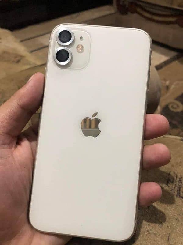 iphone 11 128 GB PTA approved 0319=6049=514 0