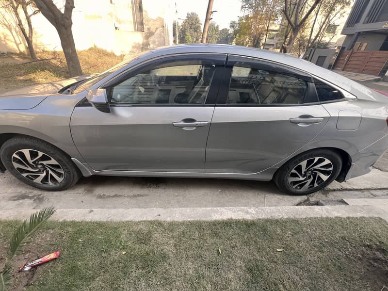 Honda Civic Oriel 2018 0