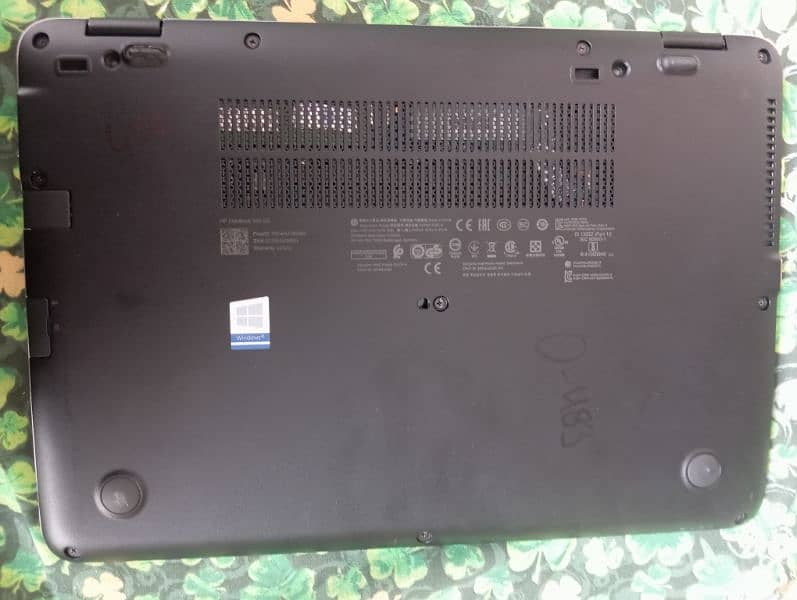 HP Elite book i5 6th gen 8/256 ssd 9