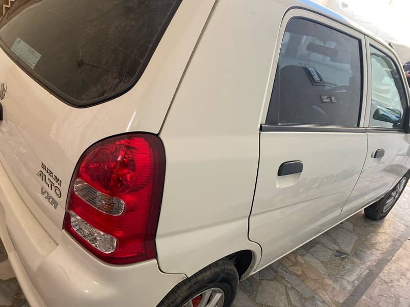 Suzuki Alto 2011 4