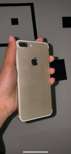 7 plus 128 gb approved bH 100% 9.5/10 condition