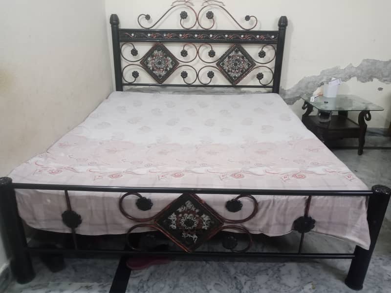 King Size Iron Double Bed for sale 0