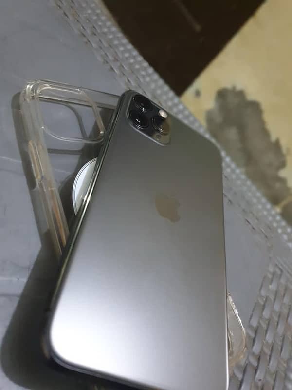 iphone 11 pro /256gb /waterpack /jv non active 8