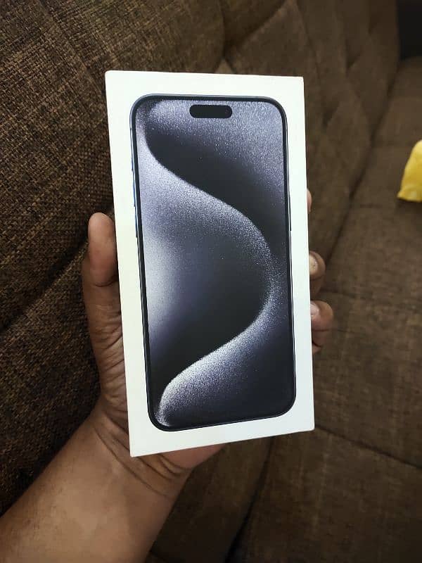 iphone 15 Pro Max factory unlocked 5