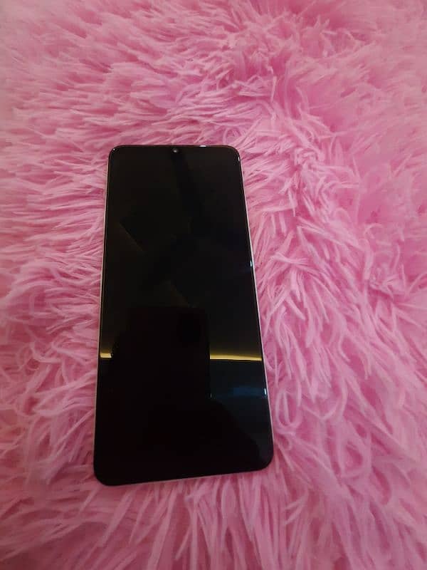 Oppo F17 8/128 GB 1